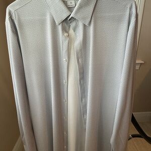 Mizzen+Main Gray Dress Shirt Classic Design
